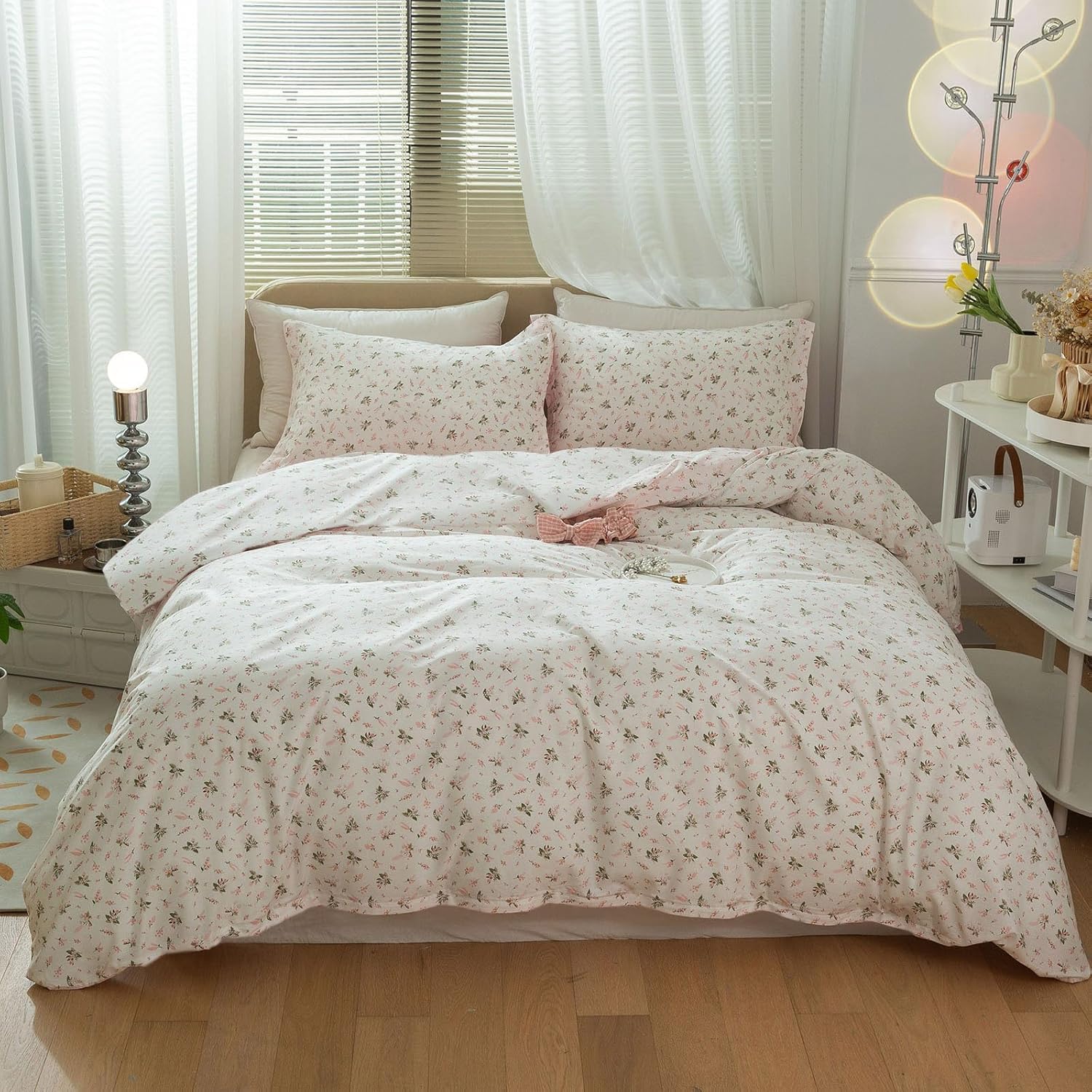 Mixinni Girl Floral Full Size Comforter Pink White Flower Leaf Print Bedding Sets, Cute Floral Bedding Comforter Sets For All Se